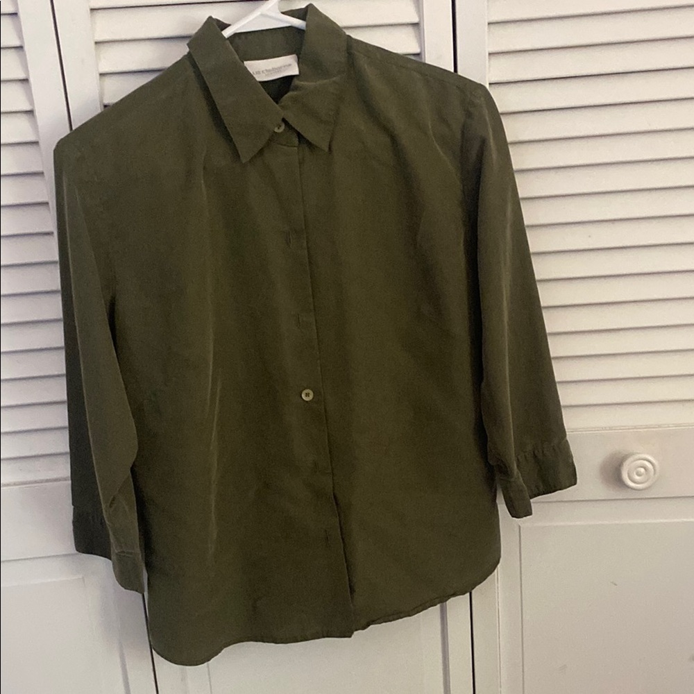 Liz Claiborne Sport Olive Green Button-Up Shirt